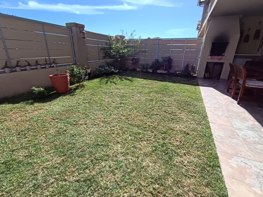 3 Bedroom Property for Sale in Heiderand Western Cape